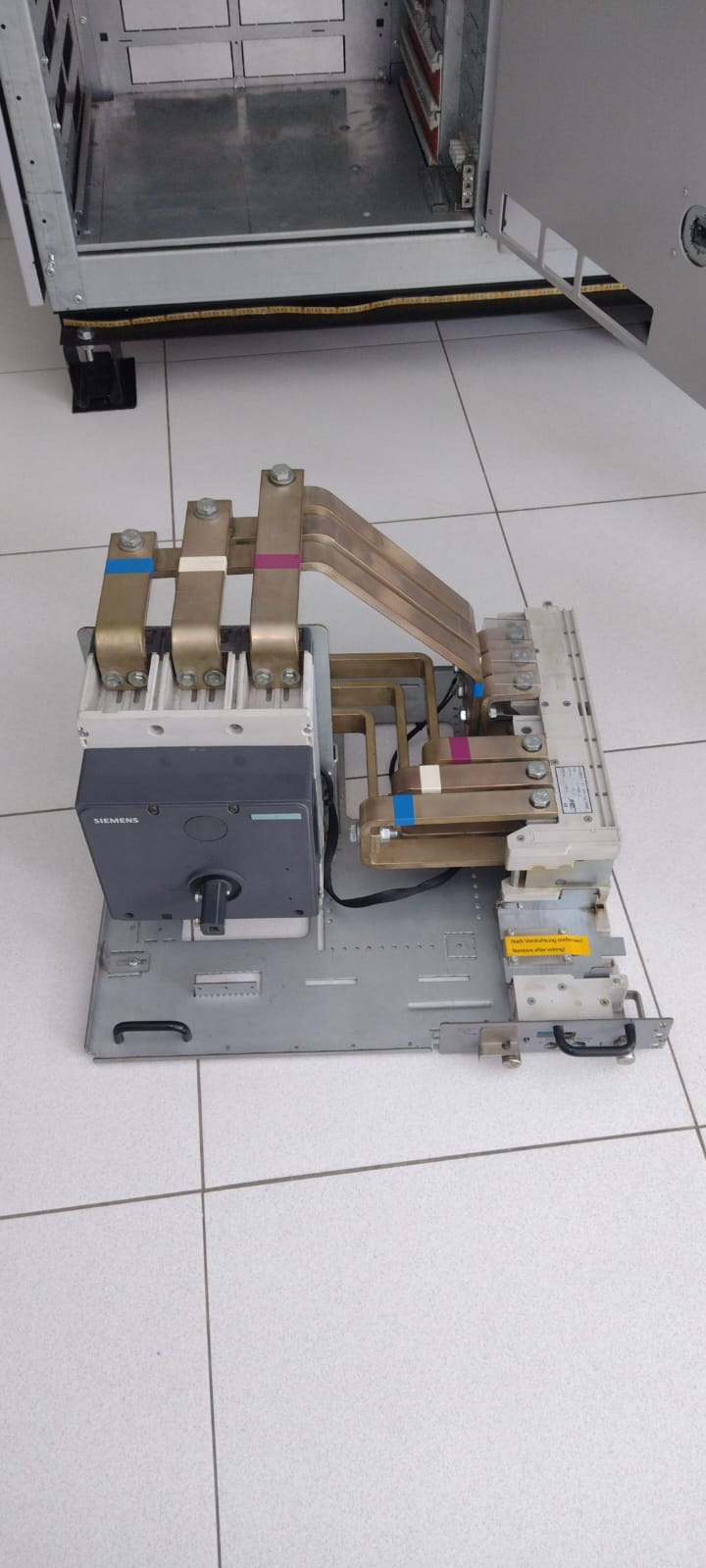 IMG-20250518-WA0014 Instalações e Soluções Elétricas